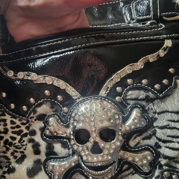 Skull purses - Picture 5 of 6